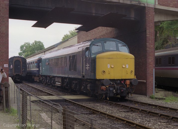 45135 at Bury 2000