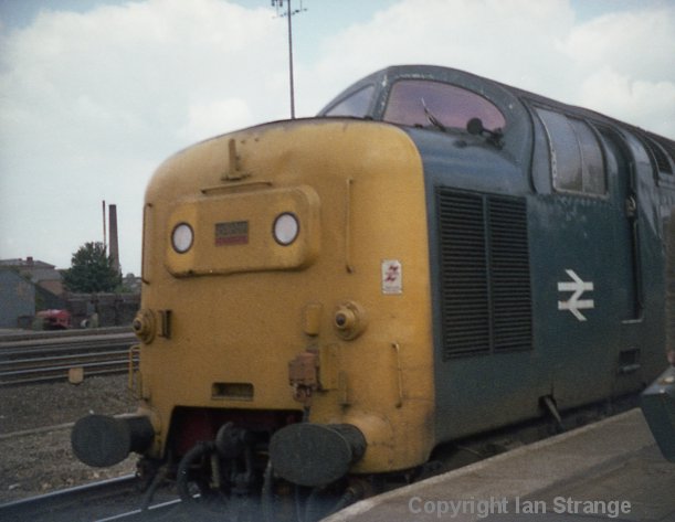 55015 at Peterborough 25 July 1981